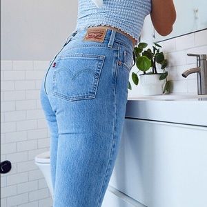 NEW Levi’s 501 skinny jeans